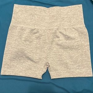 Active High-Rise shorts